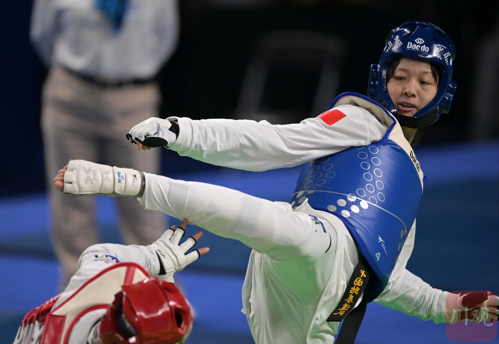 c视频|大运会跆拳道团体赛:中国男队摘铜 女队进入决赛