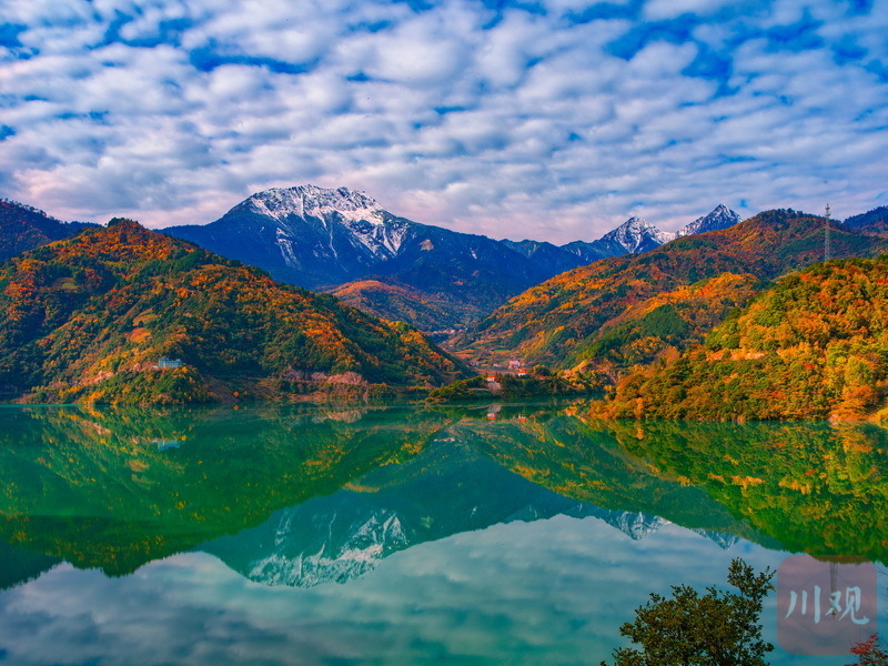 如在画中雅安宝兴斑斓秋色惹人醉