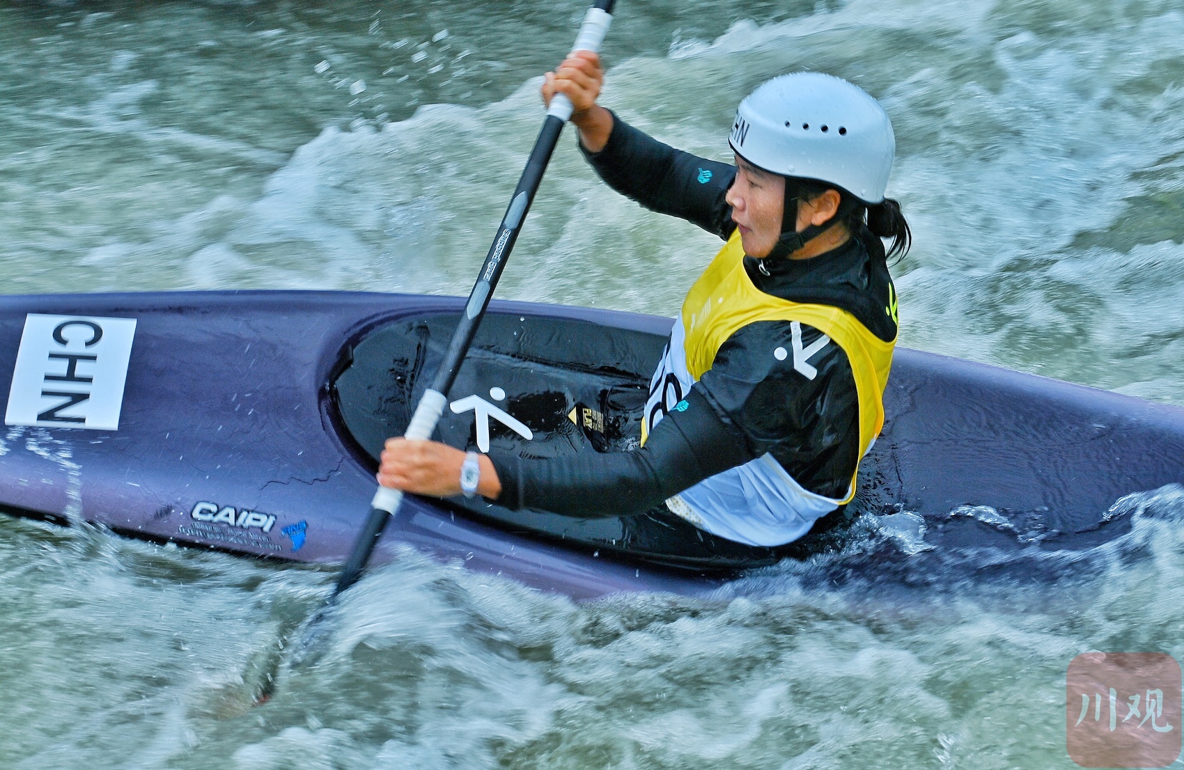 c视频亚运会皮划艇激流回旋决赛中国队收获1金1银