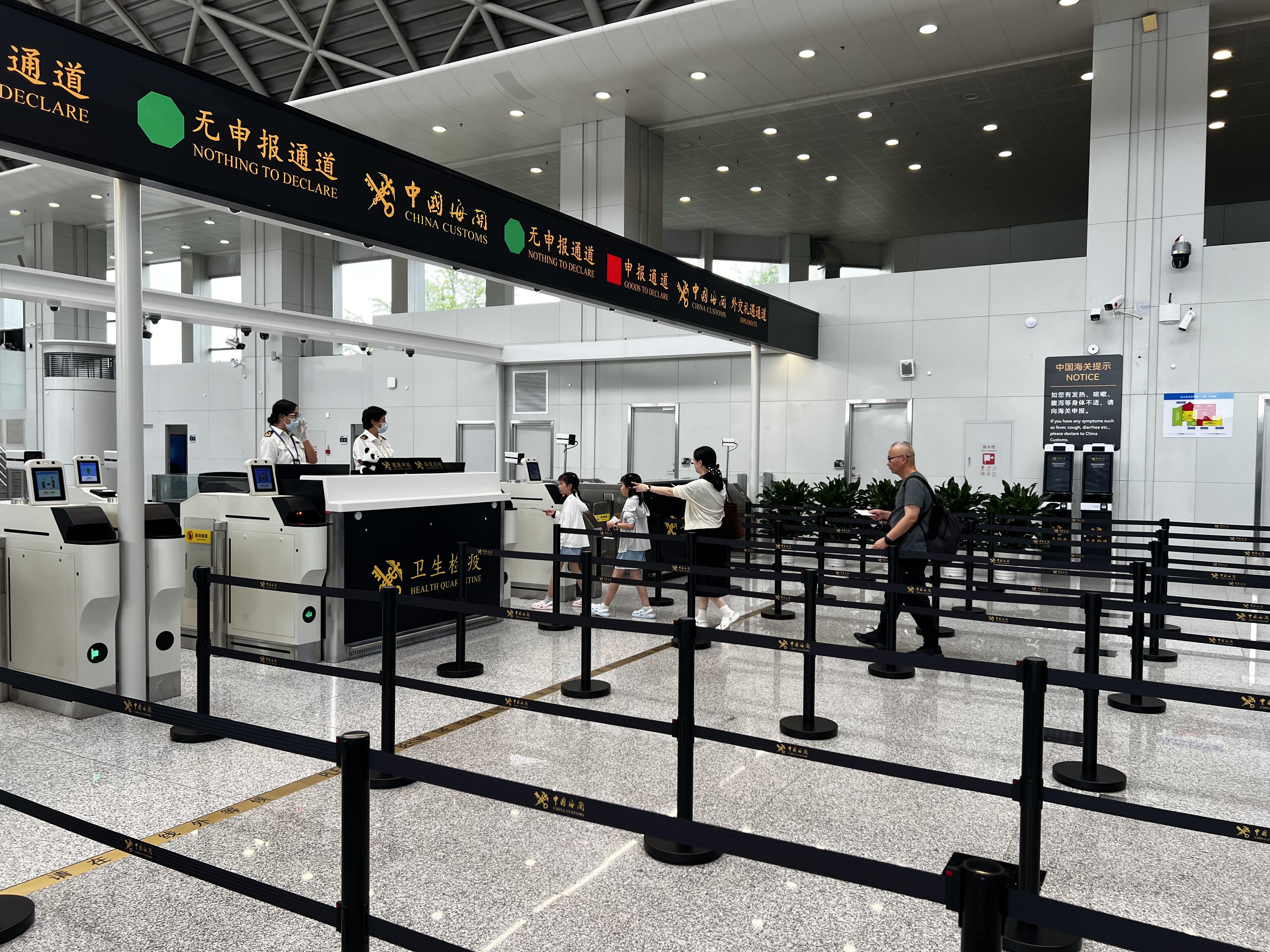 双流机场国际厅重启 升级后出行有何变化？记者带你探访