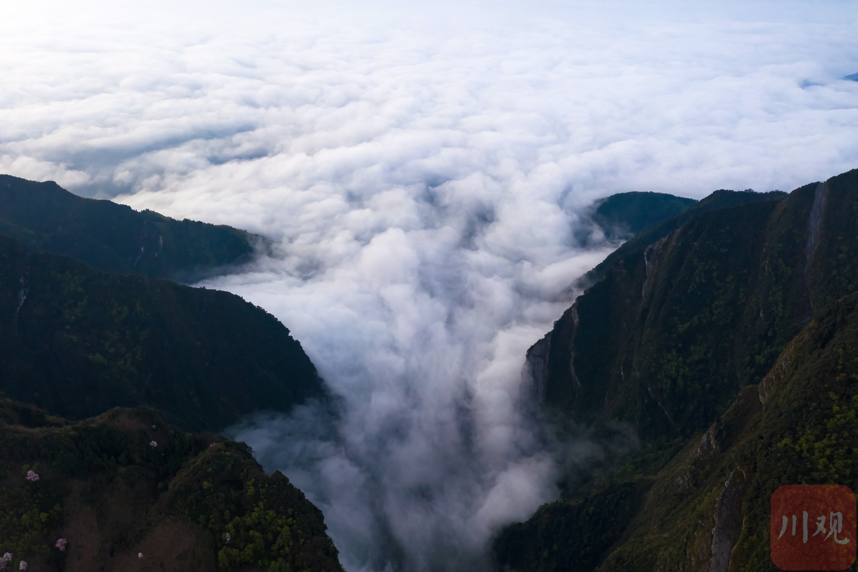 江油乾元山漫天云海犹如神话世界