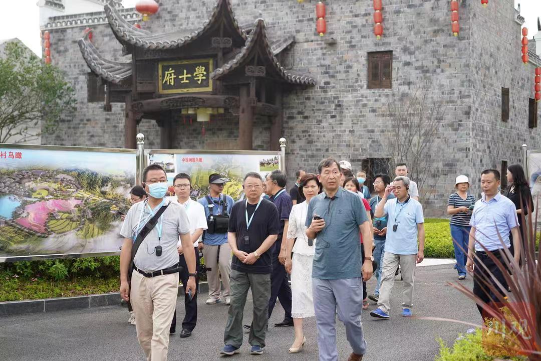 第一站:巴賨时光文旅综合体20日下午,提前赶赴渠县的文旅大咖们已安奈