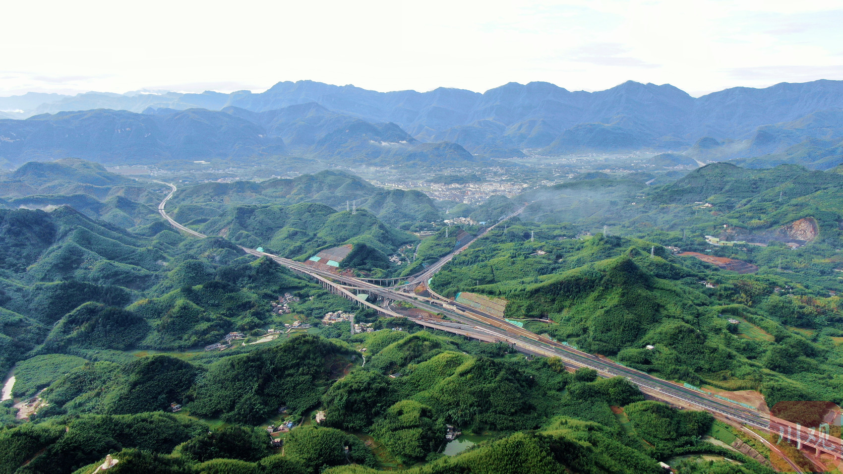宜宾长宁秀美山川入画来