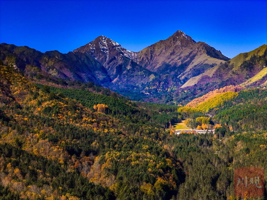 睛彩雅安123宝兴金秋跷迹色彩斑斓