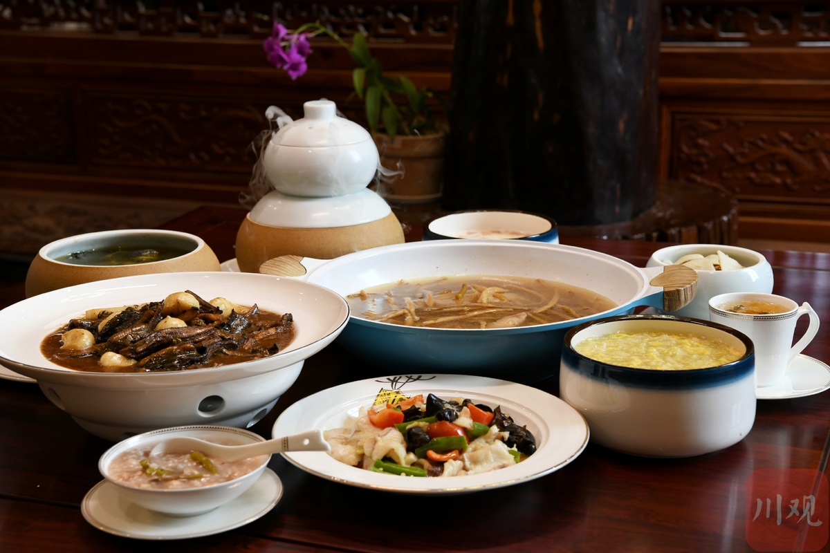 c视频 | 煲蒸烧煎炒 铁皮石斛宴拉满节日味蕾 - 川观新闻