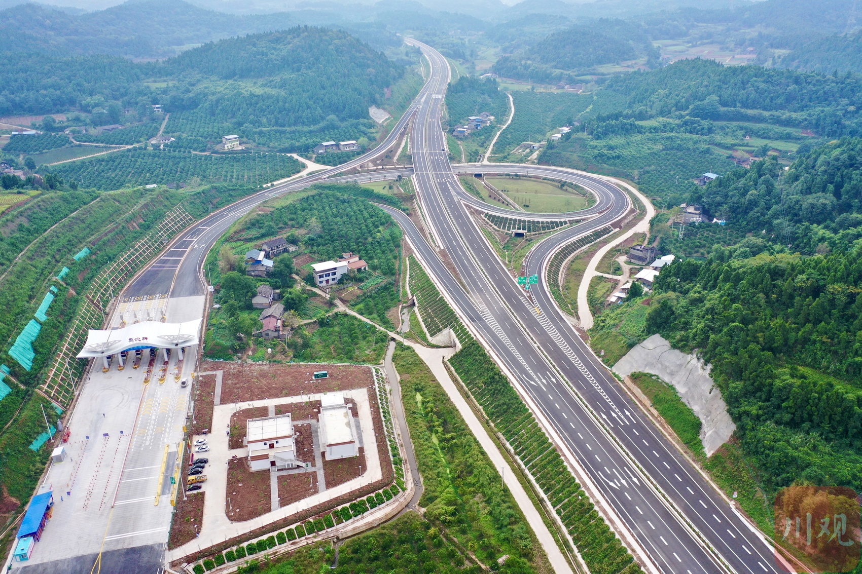 遂德高速通车  遂宁1环9射高速公路网正式形成