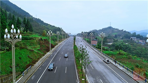 四川宣汉县城环城路图片