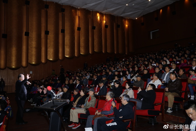 《开国大典》导演李前宽病逝,享年80岁